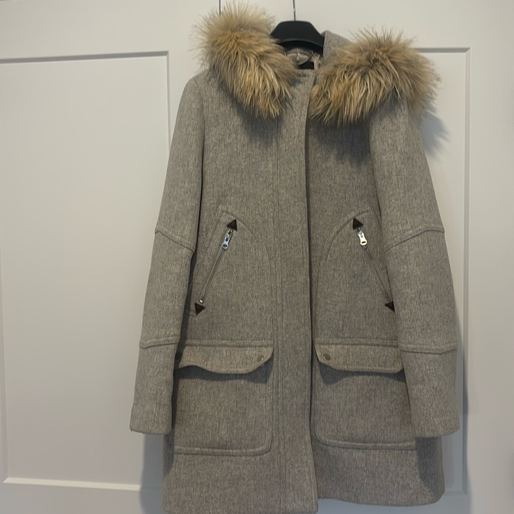 J Crew Woman’s Wool Coat, Size 8T, light grey with fur hood